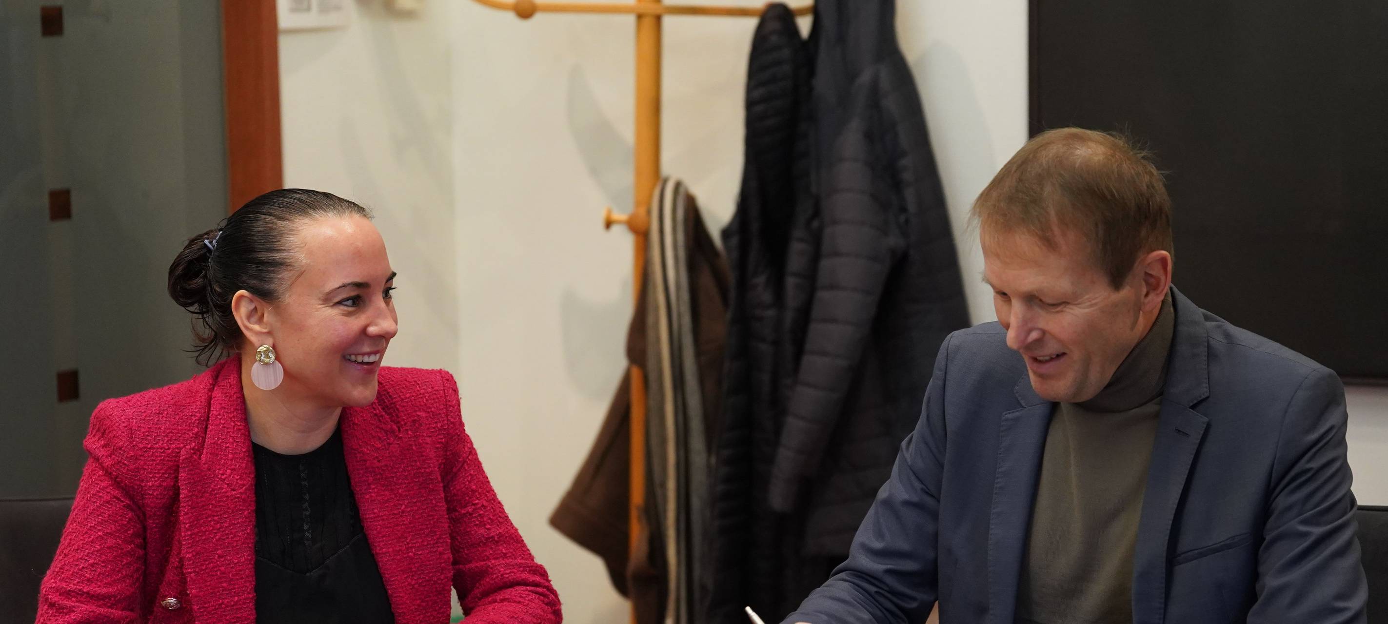 Grenzübergreifende Zusammenarbeit für Adoptiveltern