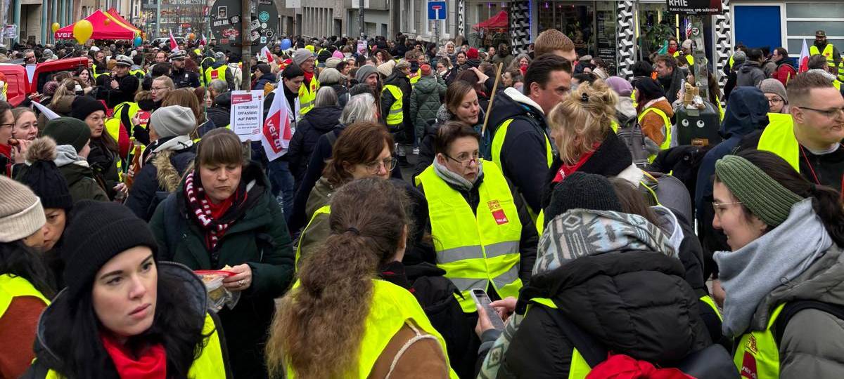 Streiks im Öffentlichen Dienst: 2.500 Menschen bei der Demo