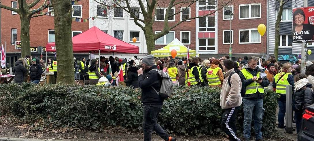 Streiks im Öffentlichen Dienst: 2.500 Menschen bei der Demo