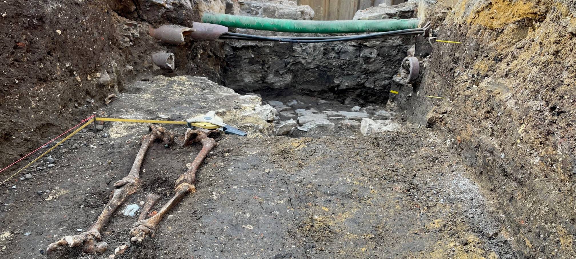 Beim Umbau Theaterplatz: Neue archäologische Funde