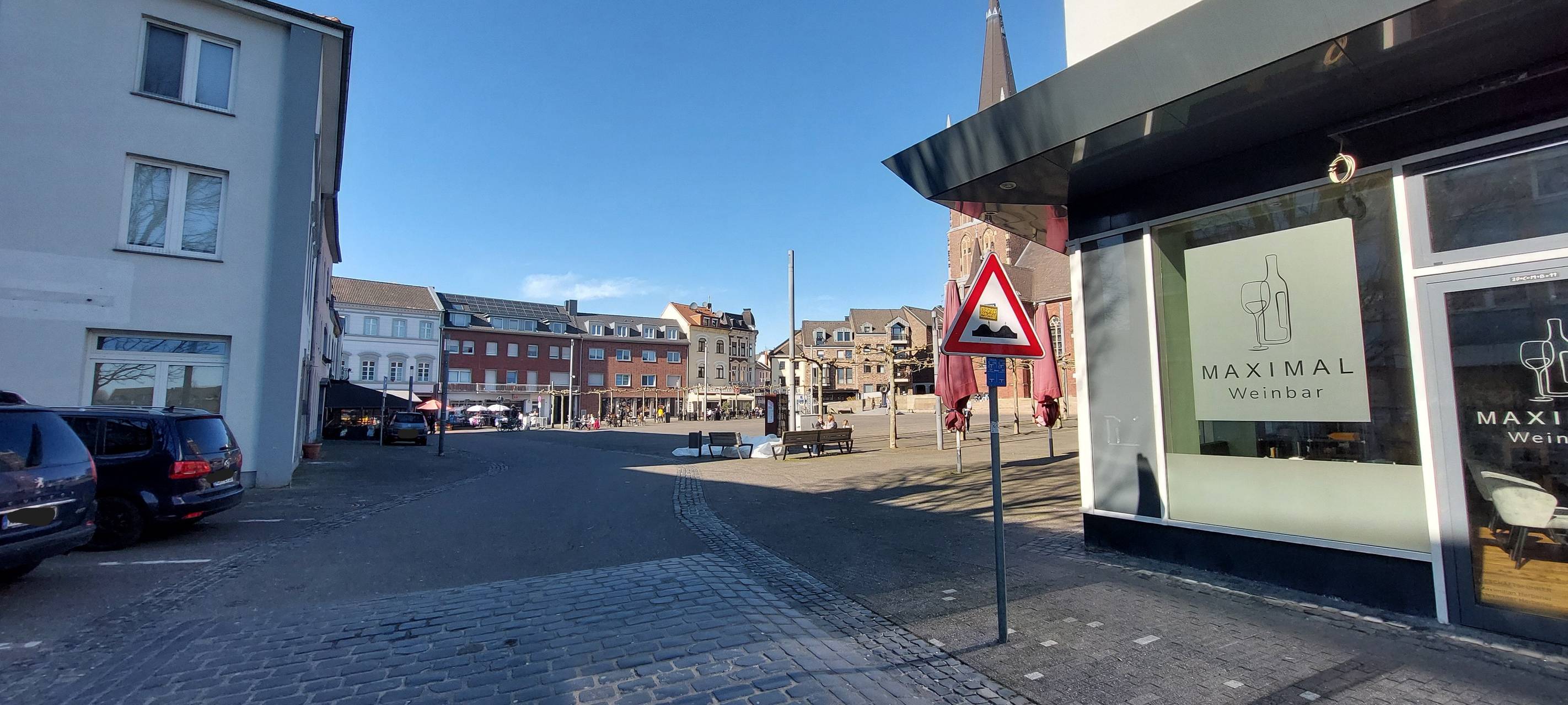 Versenkbare Poller für den Markt in Eschweiler