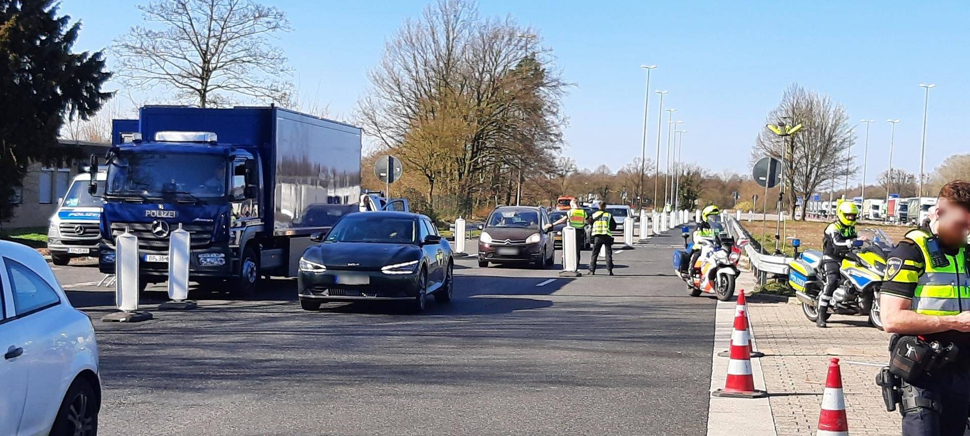 Große Kontrollen im Grenzgebiet