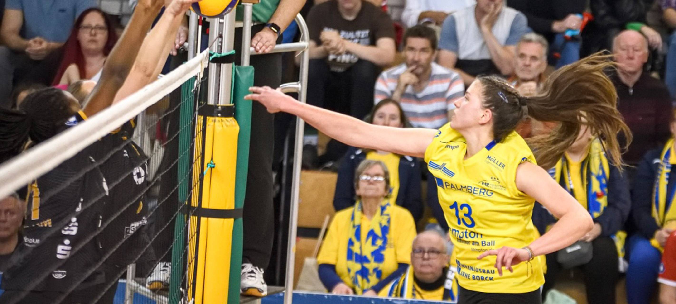 Neue Lady in Black: Hanna Freiynfeldova (19)