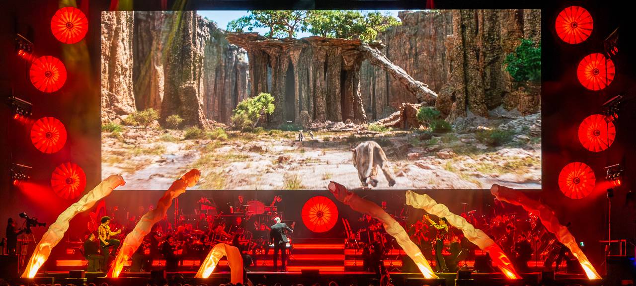 Disney in Concert findet in der Oberhausener Rudolf Weber-ARENA im Mai vor vielen Zuschauern und Fans statt.