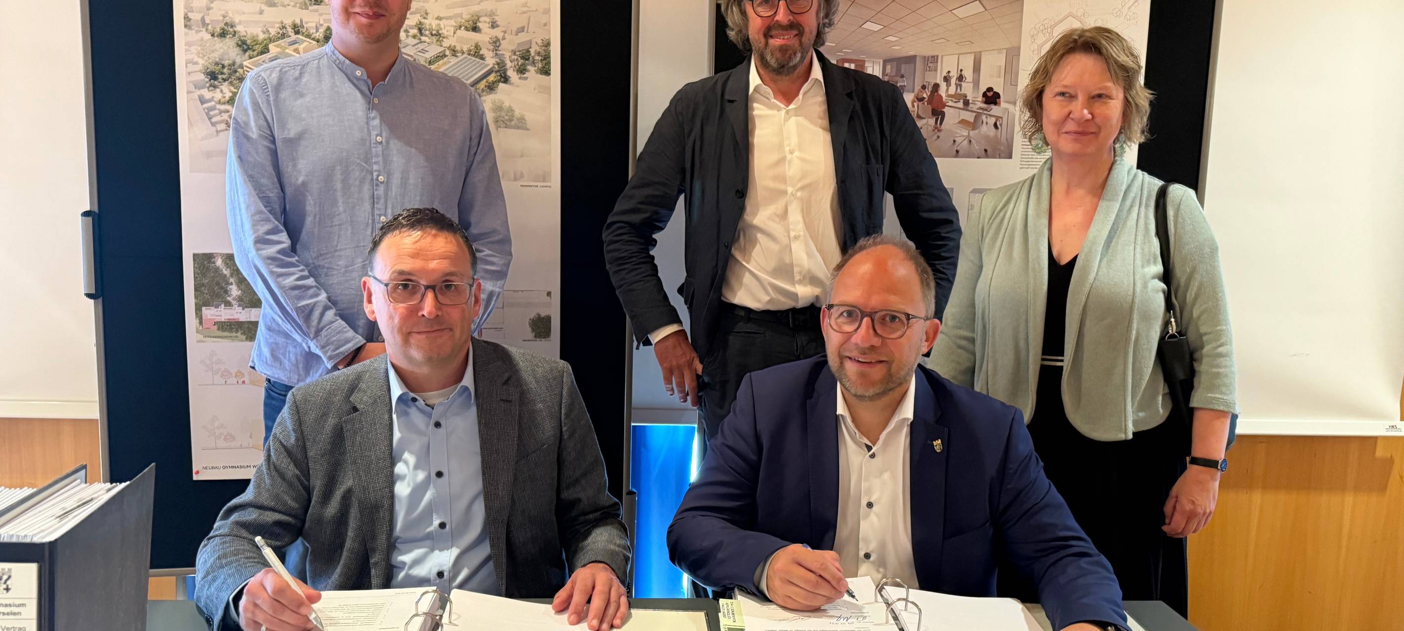 Neubau Gymnasium Würselen: Vertrag unterschrieben