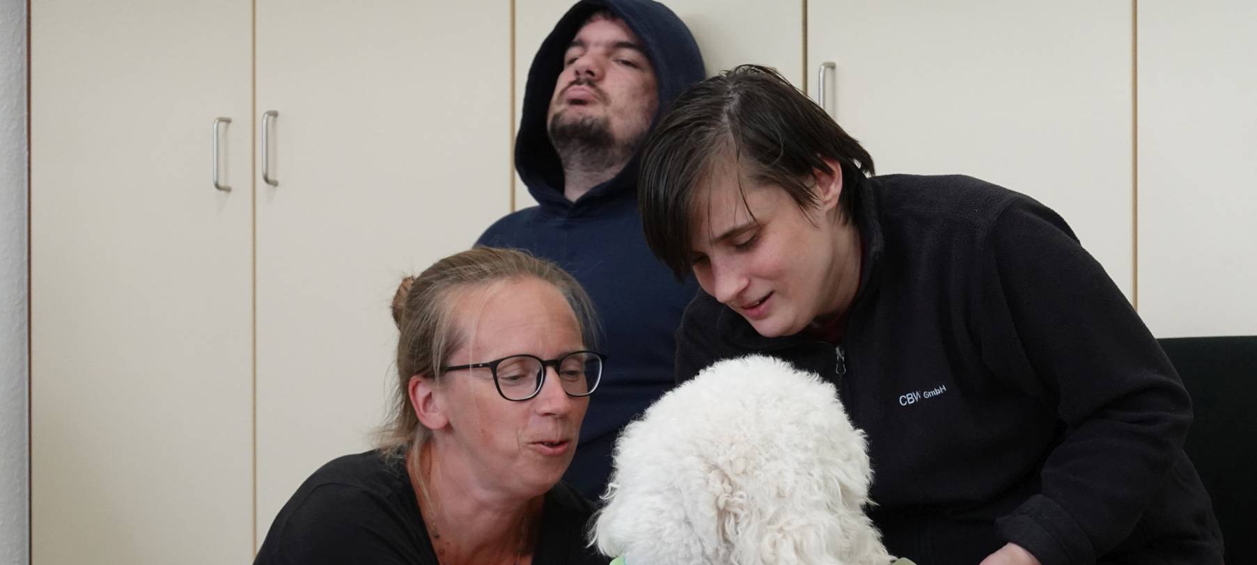 Therapiebegleithunde Lucy und Elli im Einsatz