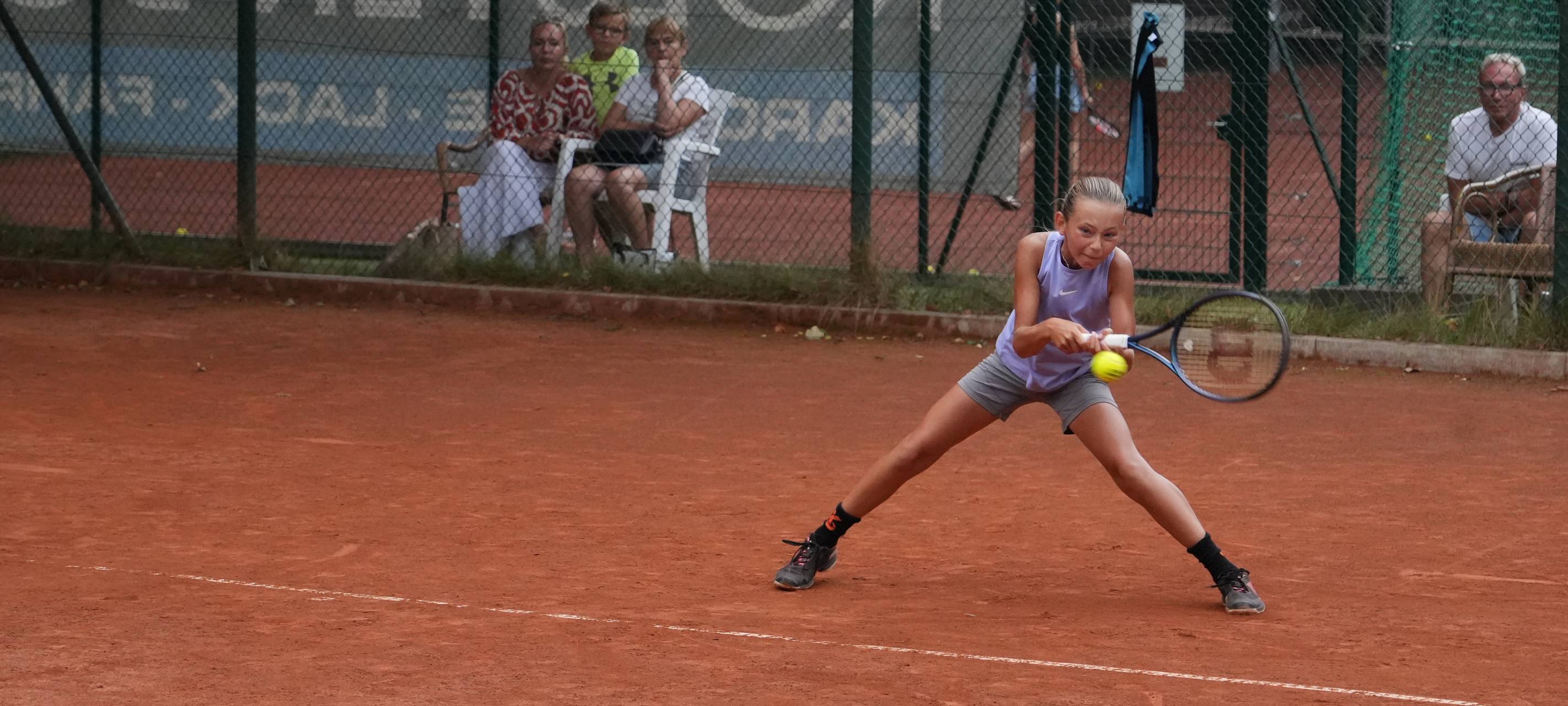 Wie einst Steffi und Boris: Kreis Düren Junior Tennis Cup