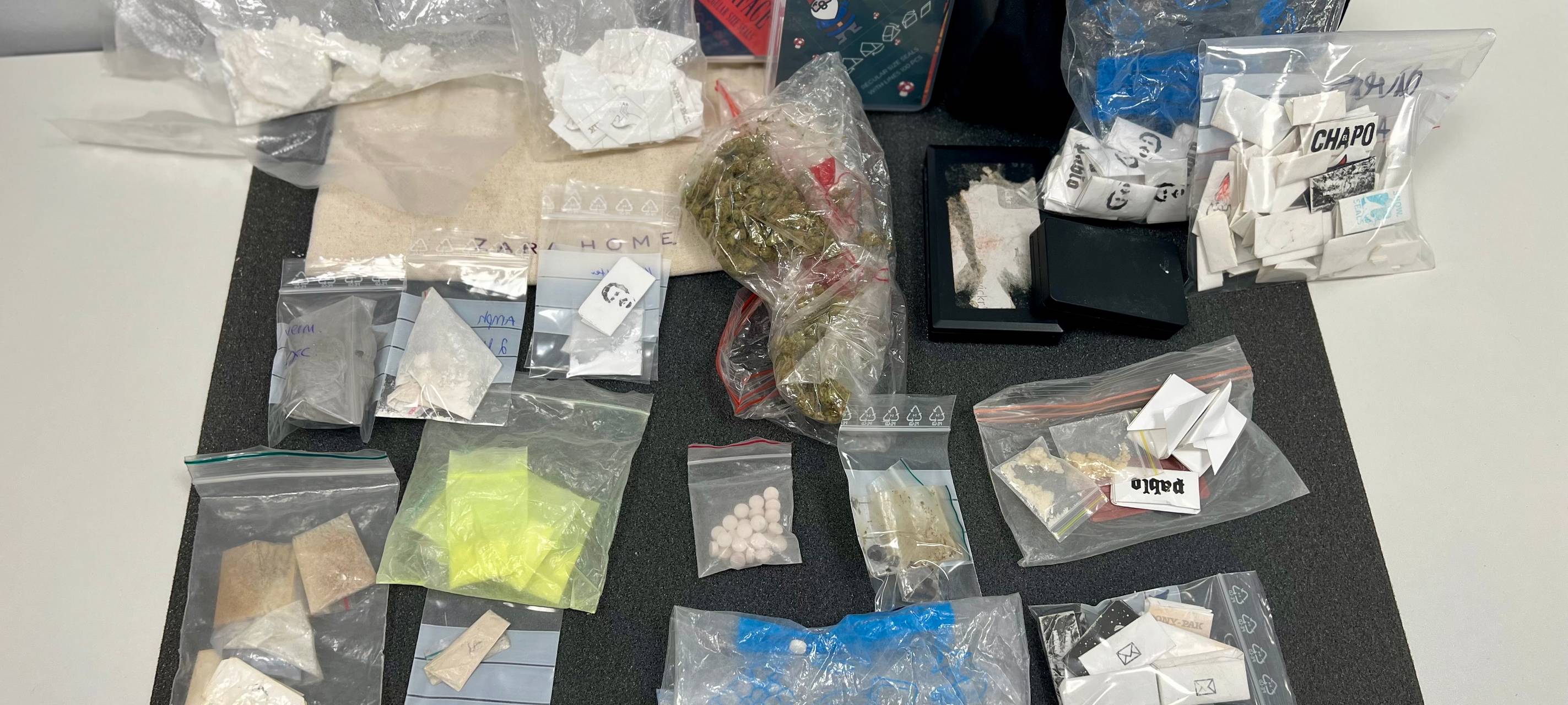 Mutmaßlicher Dealer mit fast 250 Gramm Drogen erwischt