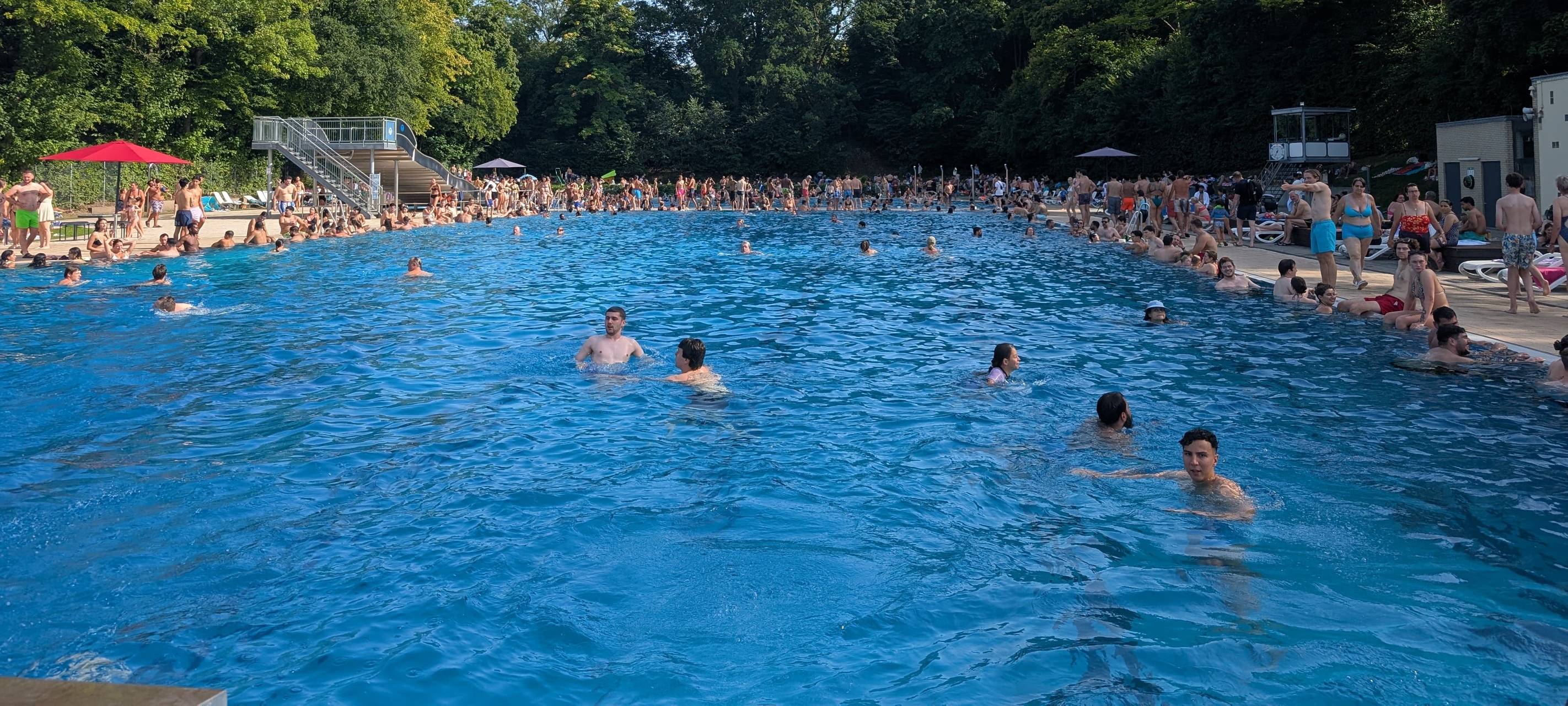 Parken am Hangeweiher: Höchstens vier Stunden