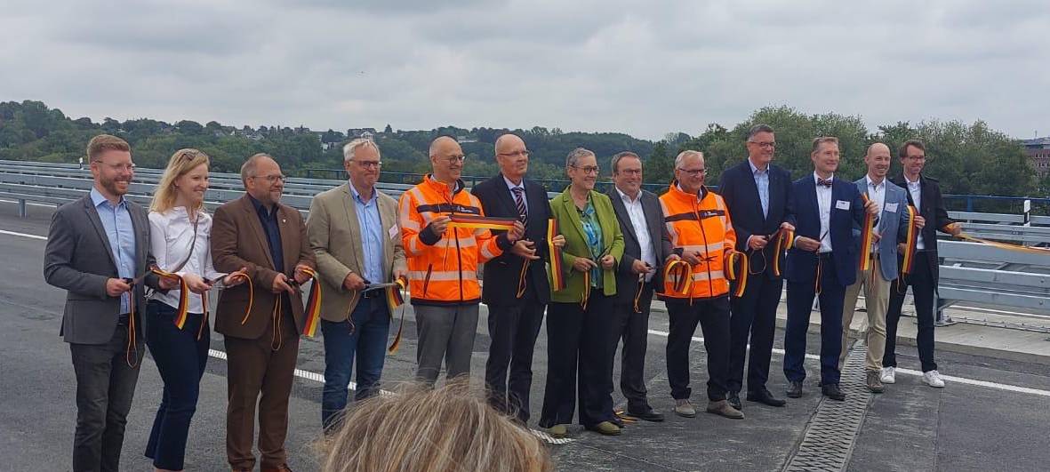 Haarbachtalbrücke an A544 wieder befahrbar
