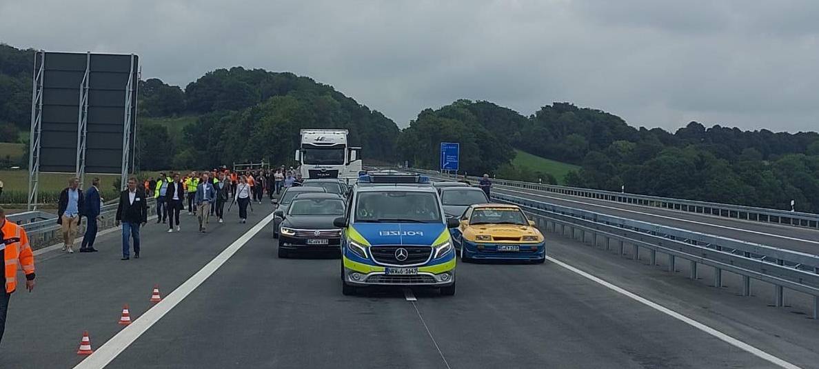 Haarbachtalbrücke an A544 wieder befahrbar