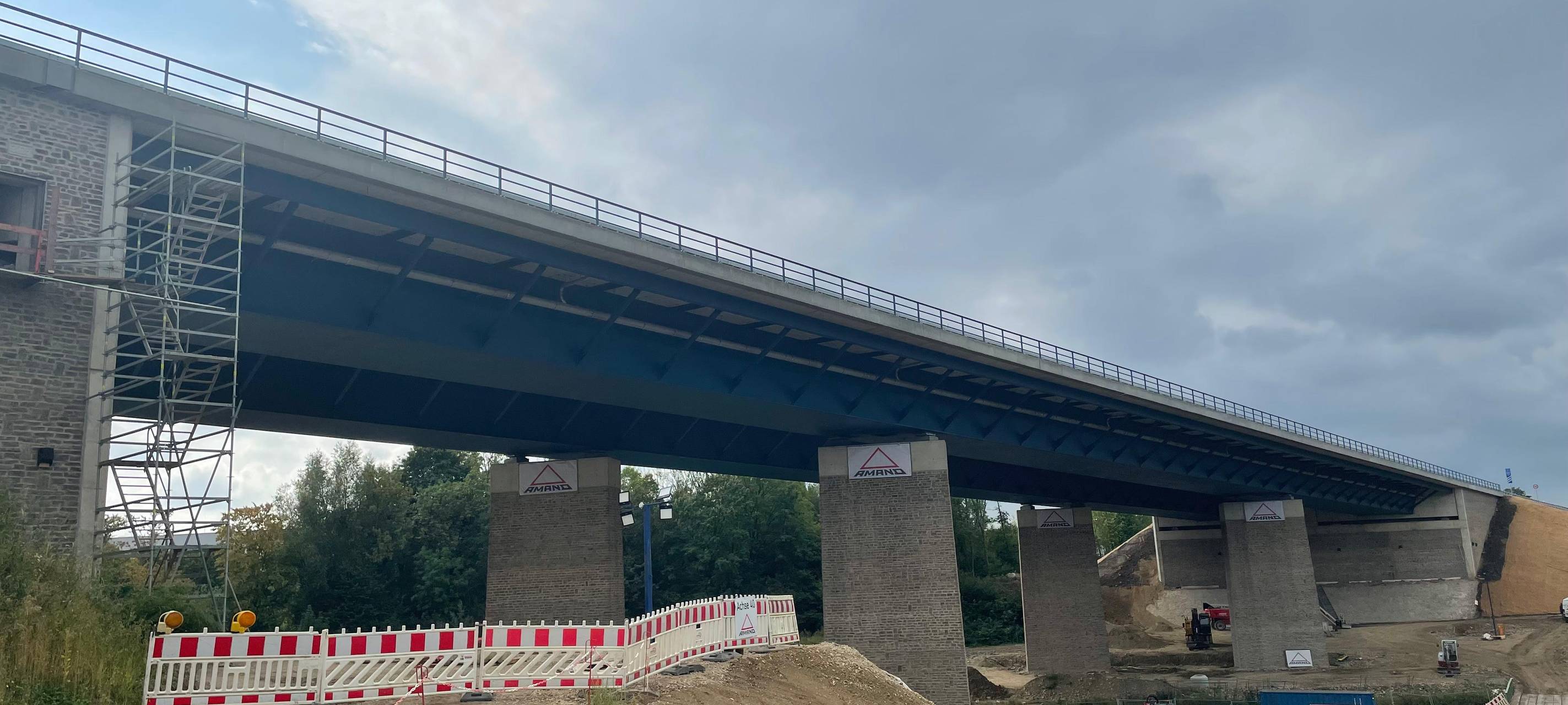 Haarbachtalbrücke an A544 wieder befahrbar