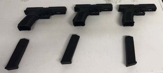 Zoll-Razzia: Waffen und Zigaretten in Aachen sichergestellt