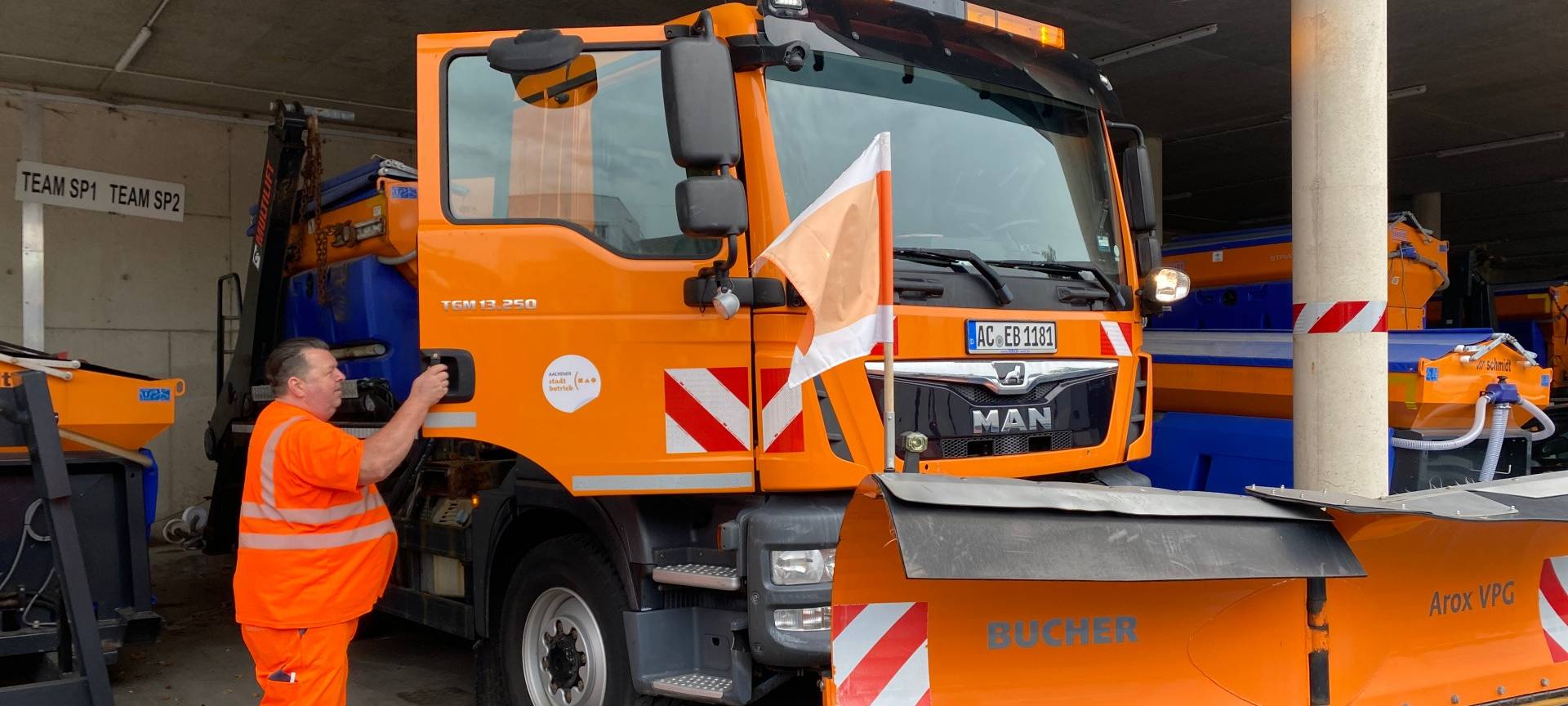 Aachen: Winterdienst schon unterwegs