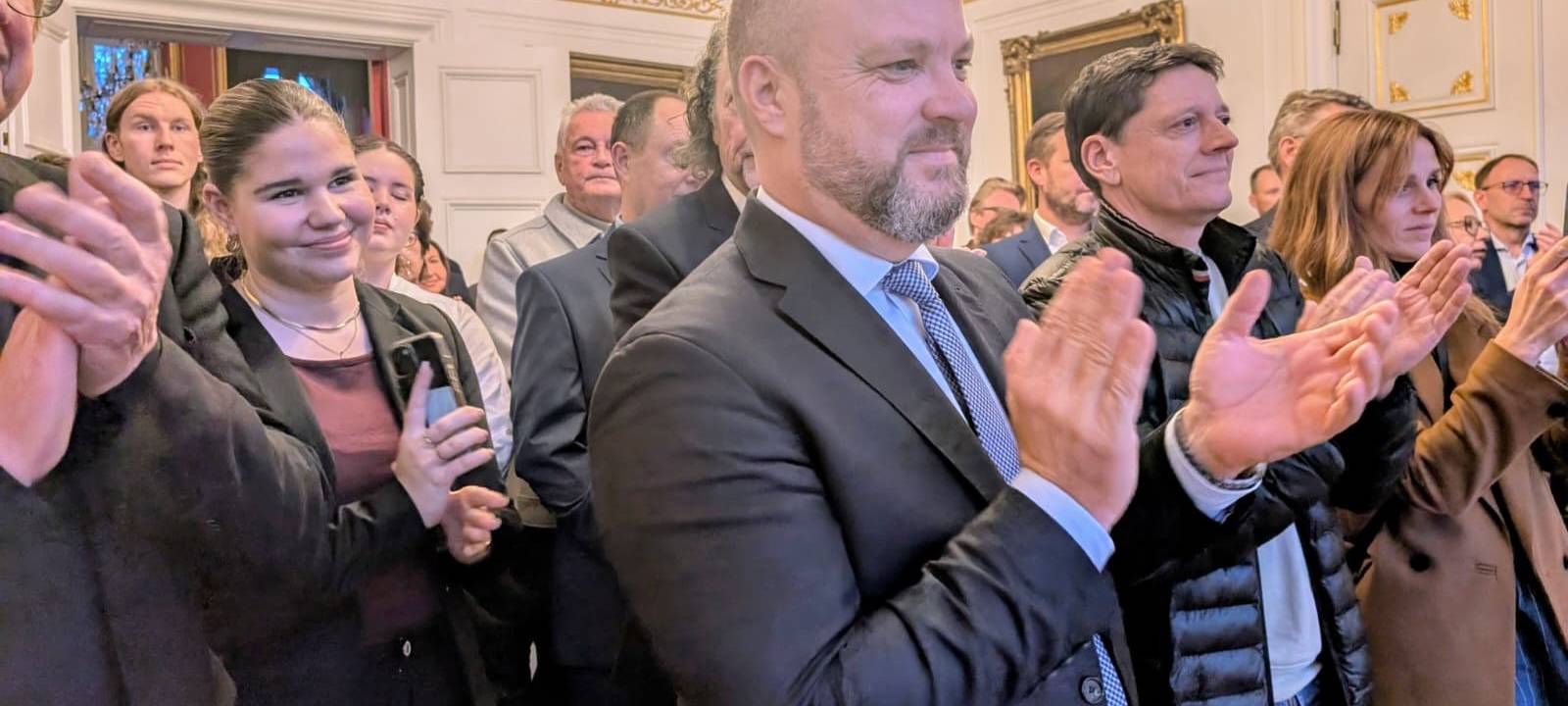 OB-Wechsel: Amtsübergabe im Aachener Rathaus