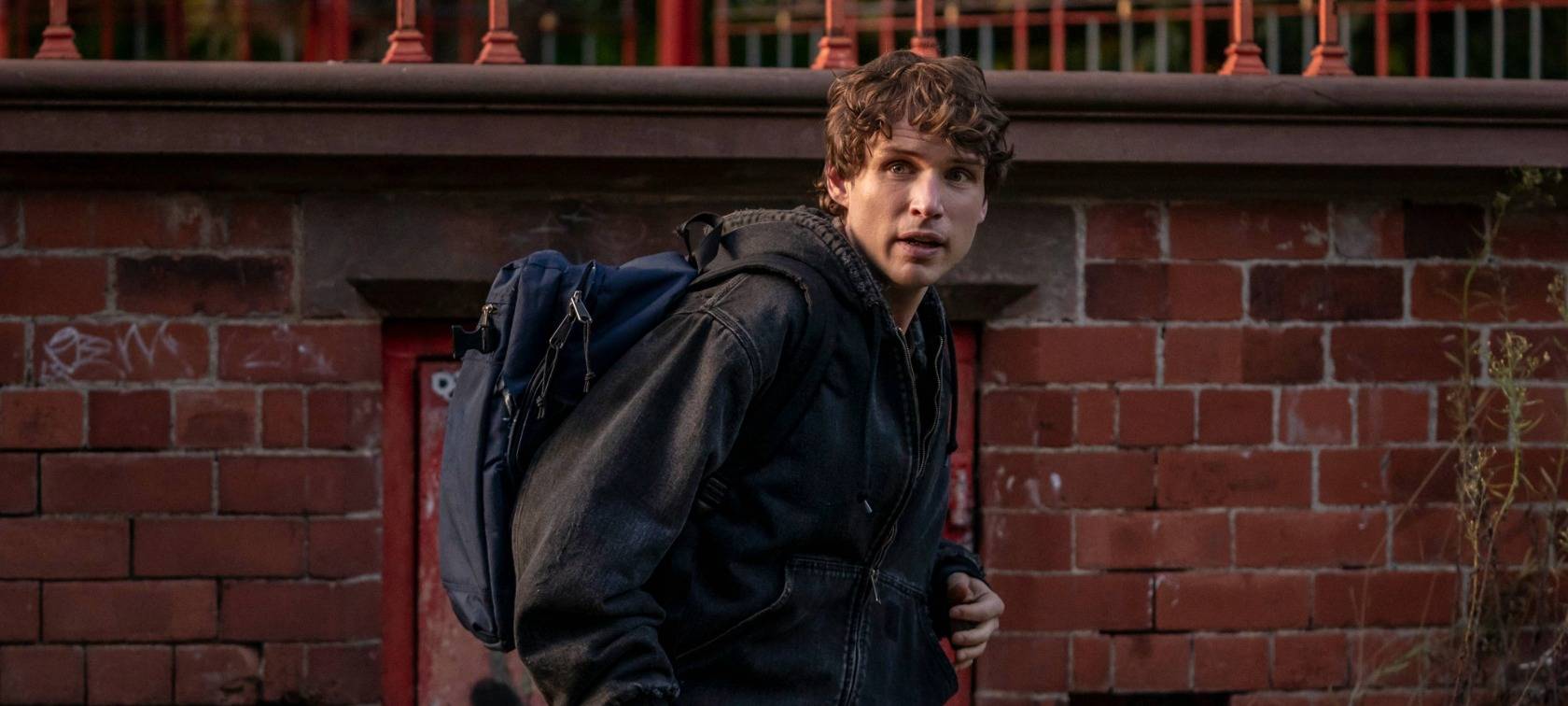 Guy taucht in eine für ihn völlig fremde Welt ab.