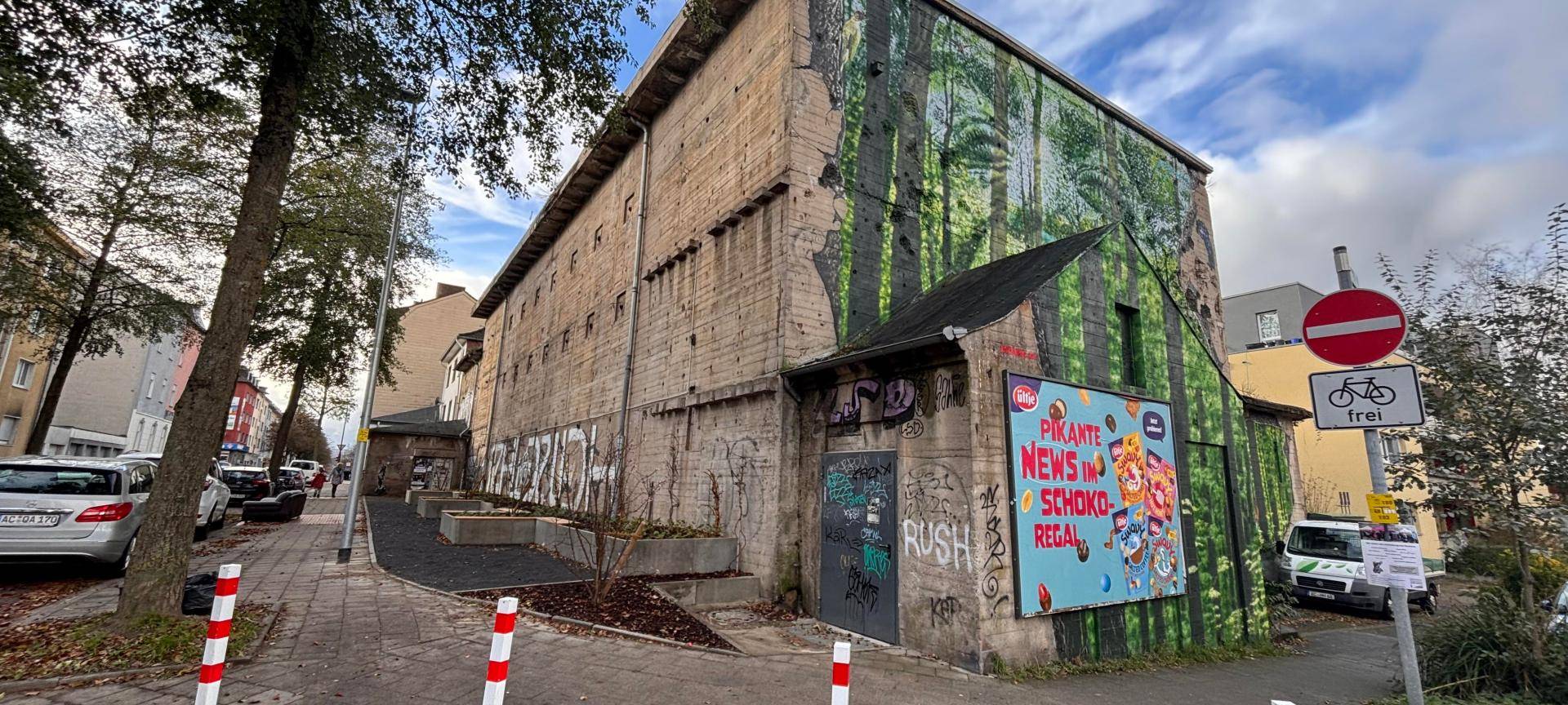 Aachen: Grüne Fassade für den Bunker in Forst