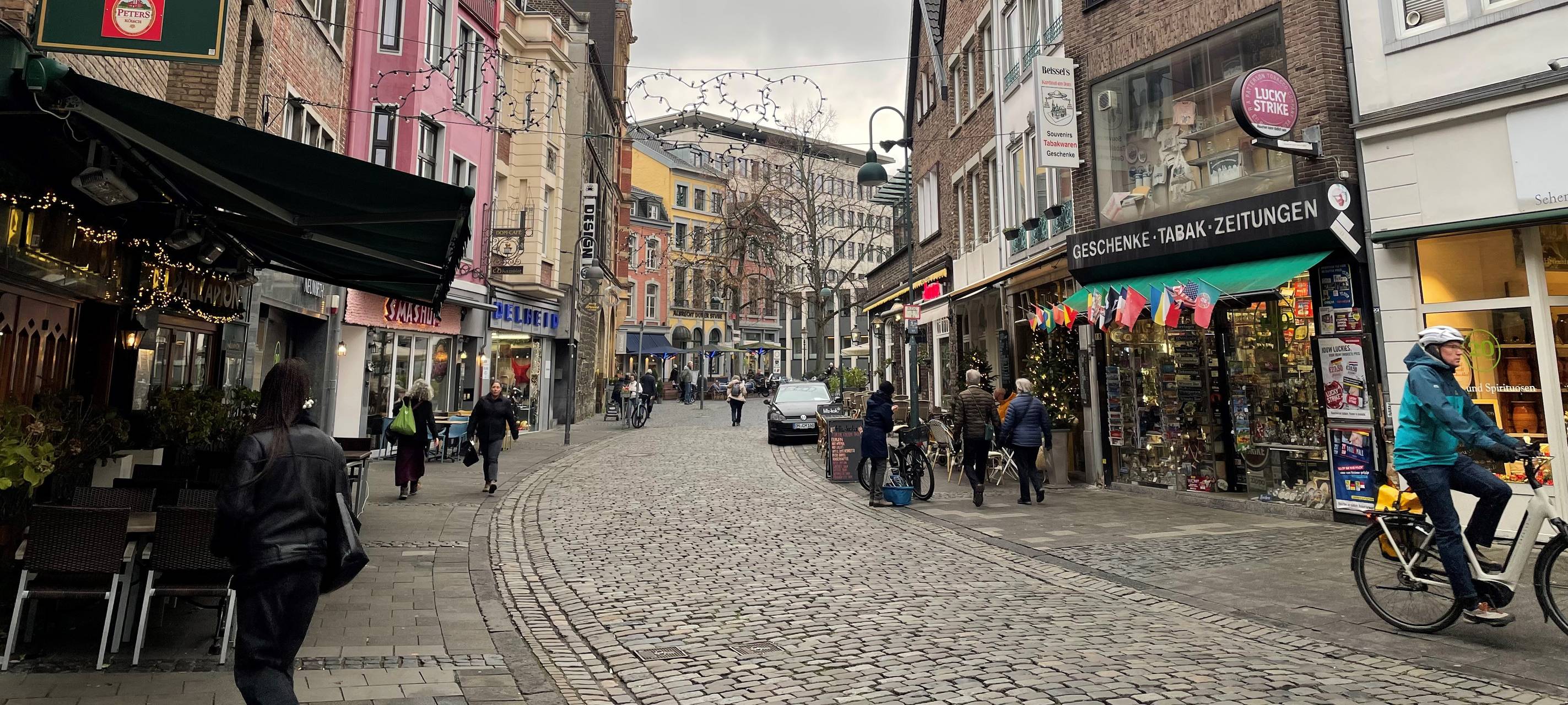 Weihnachtsmarkt läuft, Einzelhandel bleibt hinter Erwartungen
