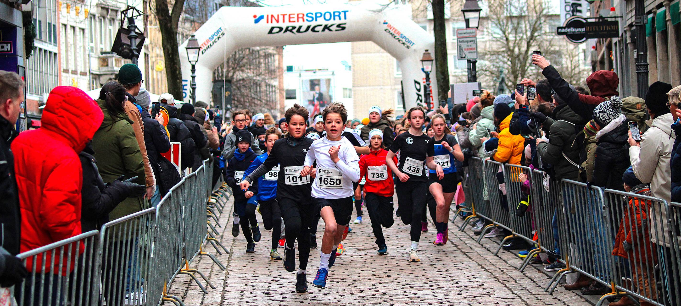 2000 laufen Silvester wieder durch Aachen