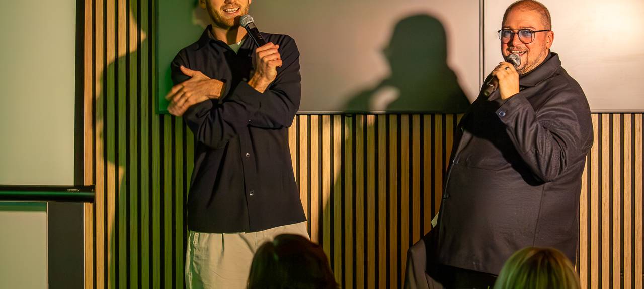 Leon Windscheidt – hautnah: Ein unvergesslicher Abend für Aktion Lichtblicke