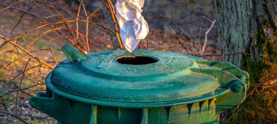 Stadtbetrieb Aachen kontrolliert Biomüll