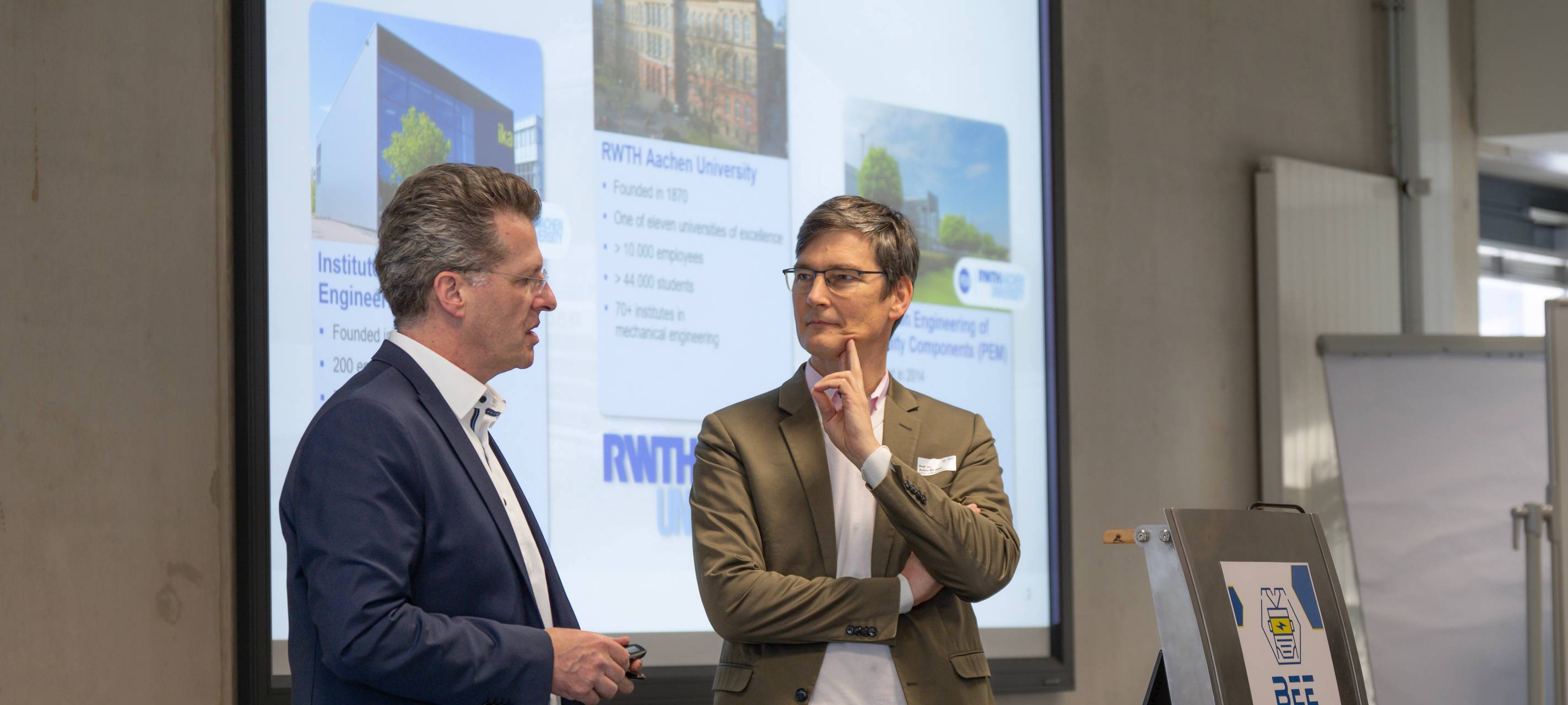 E-LKW-Aufladung per Oberleitung