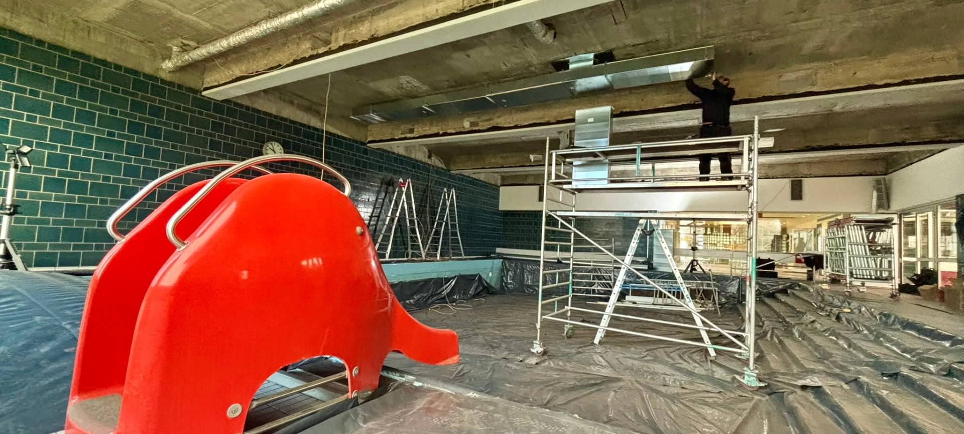 Schwimmhalle Aachen-Brand öffnet wieder