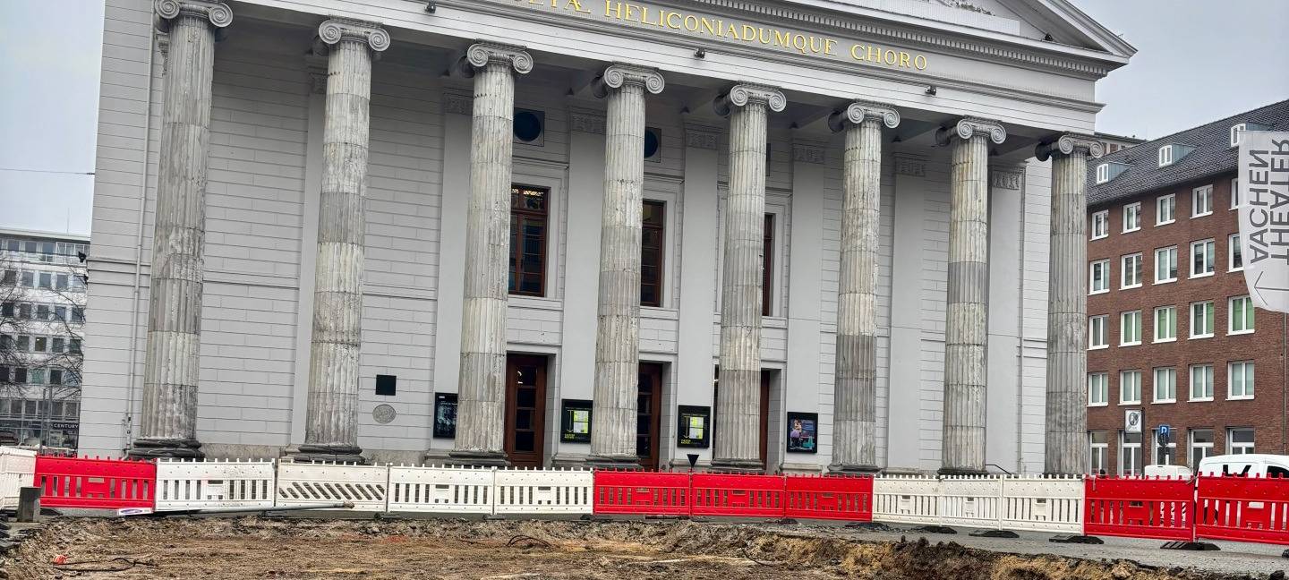 Umgestaltung Theaterplatz