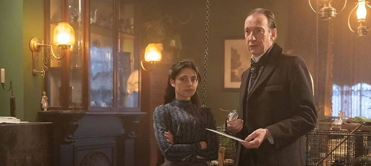 Sherlock Holmes und Amelia müssen erst noch zusammenfinden...