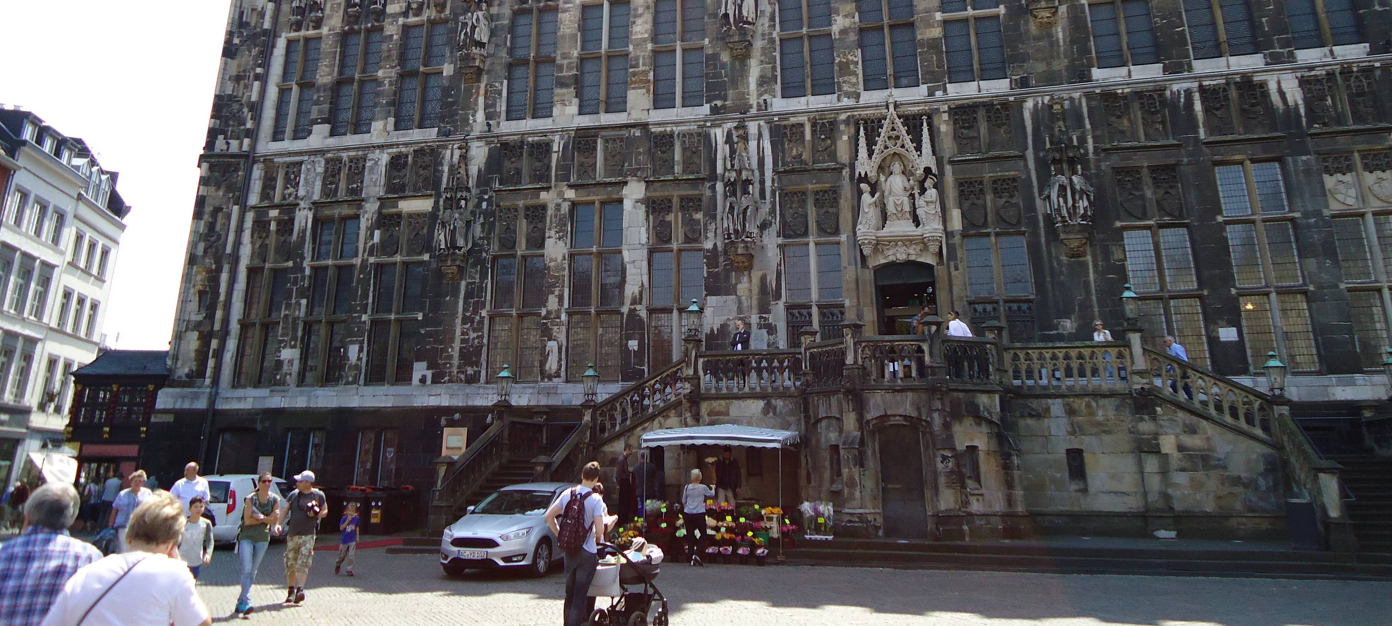 Rumänischer Präsident wird nächster Träger des Aachener Karlspreises