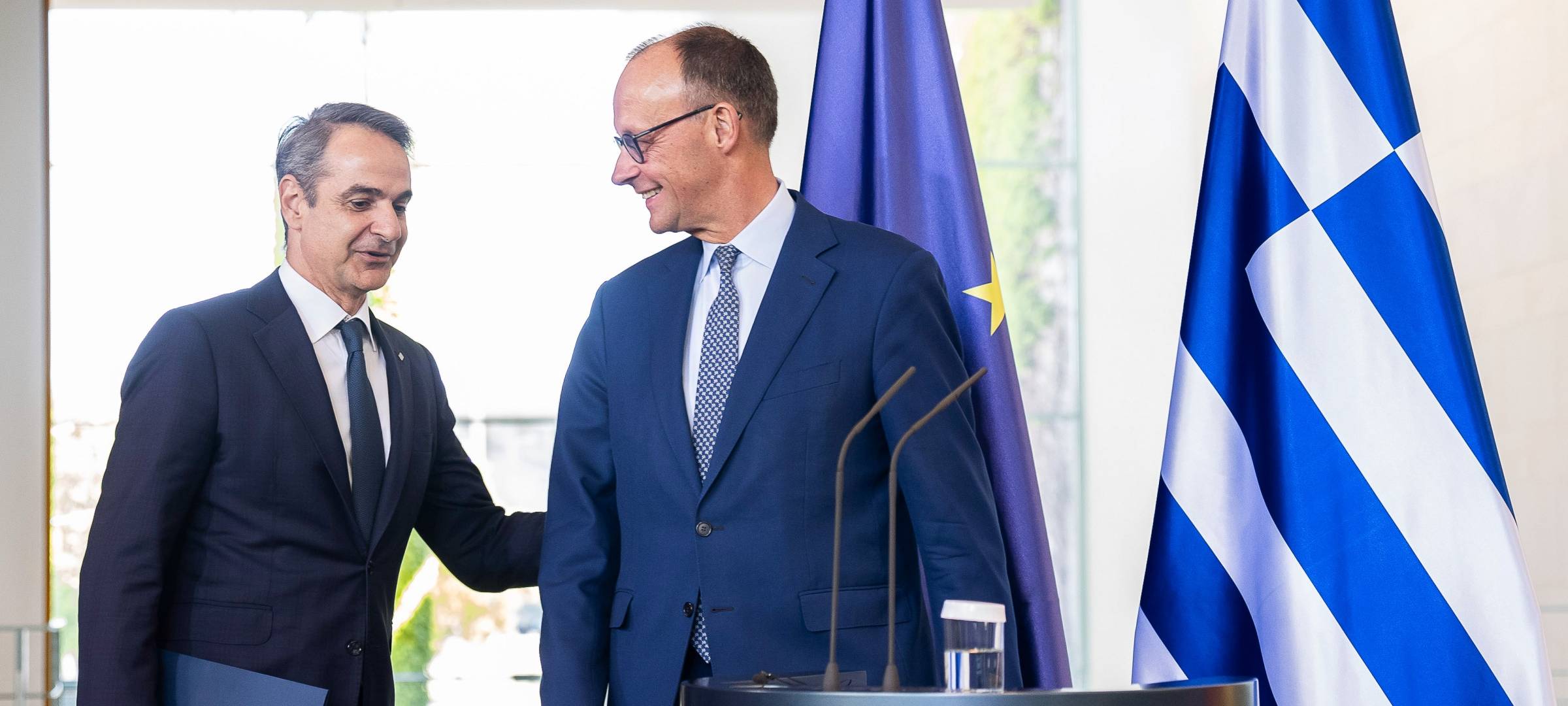 Karlspreis: Festredner Merz und Mitsotakis