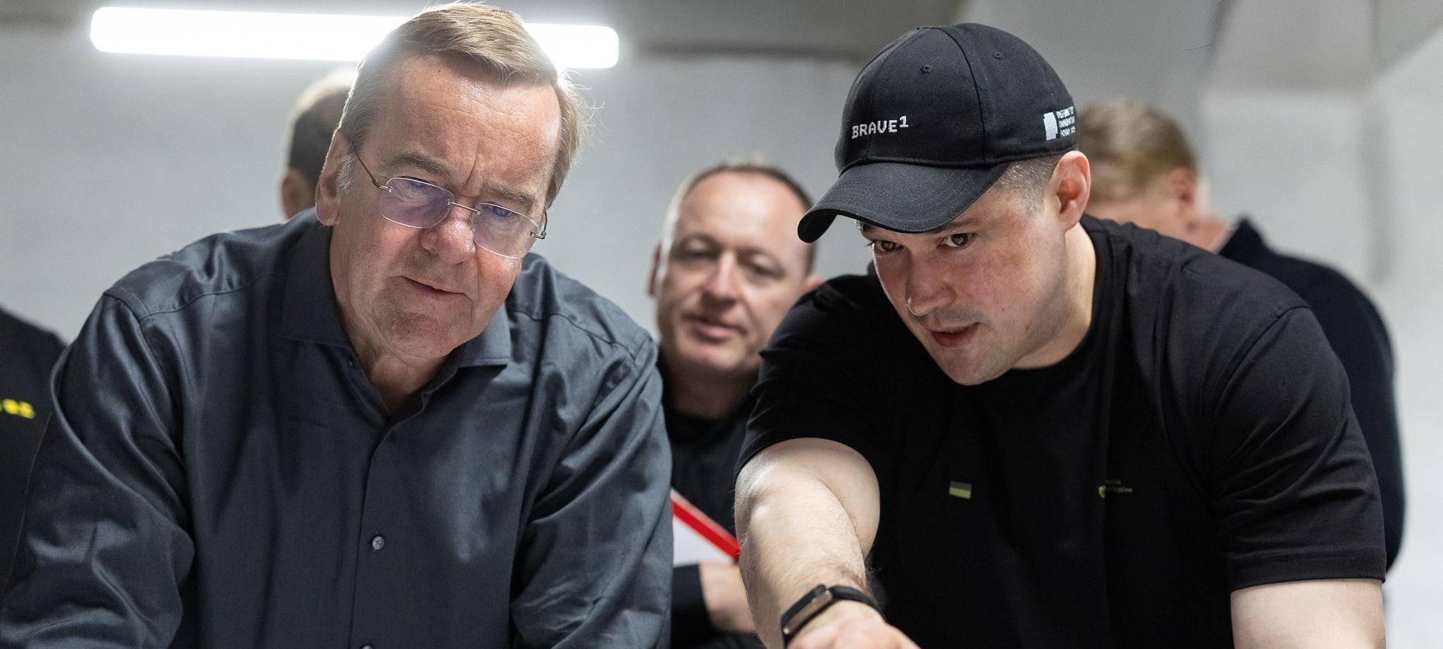 Verteidigungsminister Pistorius besucht Ukraine
