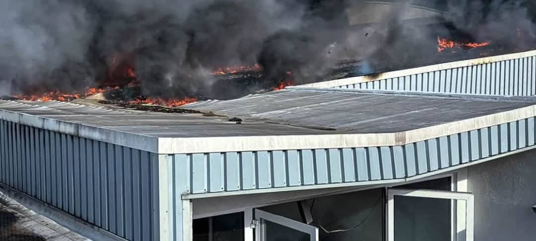 Nach dem Feuer: Kripo im Sportforum