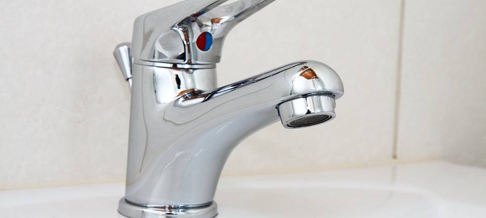 Wasserrohrbuch Eschweiler behoben