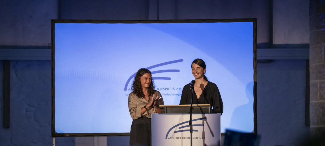 Aachener Friedenspreisträgerin an Flughafen festgehalten