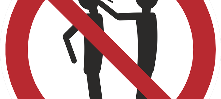 Schlägerei am Aquis Plaza